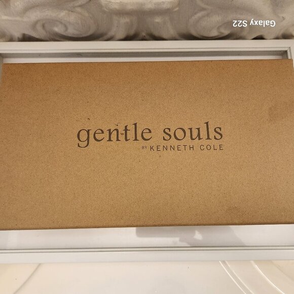 Gentle Souls by Kenneth Cole Gwen Sandals. Peach. NIB. Size 7 - Picture 11 of 11